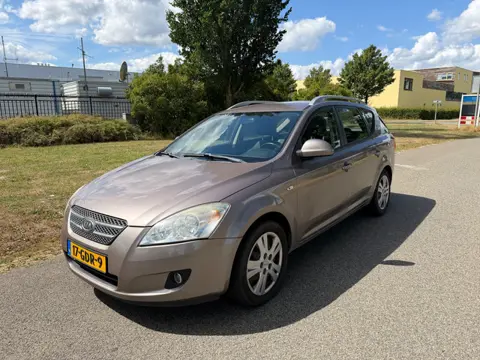 Kia Cee'd Sporty Wagon 1.6 CRDi X-ecutive Airco Nieuwe APK