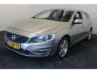 Volvo V60 2.4 D6 AWD Plug-In Hybrid Summum (bj 2013)