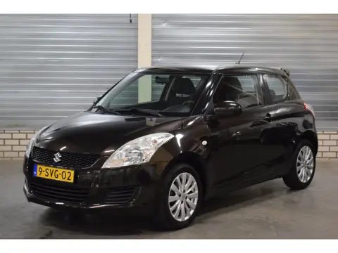 Suzuki Swift 1.2 Bandit EASSS + Airco|Stoelverwarming|Cruise Control|Trekhaak|