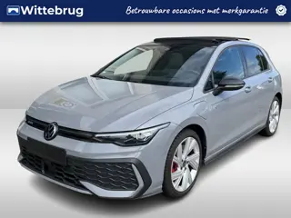 Volkswagen Golf 1.5 eHybrid GTE / FABRIEKSGARANTIE T/M 8-2030/ 272 PK/ AUTOMAAT/ PANODAK/ KEYLESS/ C