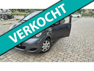Toyota Aygo 1.0-12V/Airco/ Nw APK/ Garantie