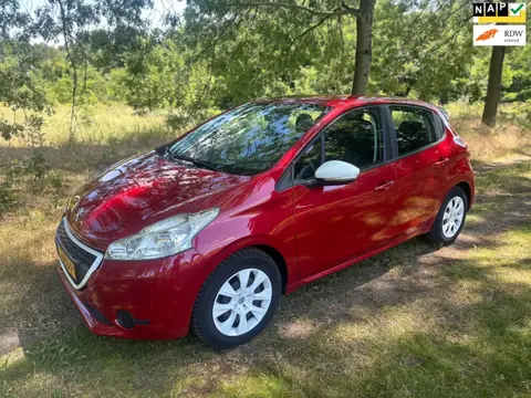 Peugeot 208 1.0 PureTech LIKE APK t/m 26-06-2027 Motor heeft weinig compressie