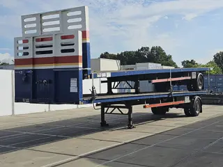 VARMO 1 AXLE PLATFORM forklift connection
