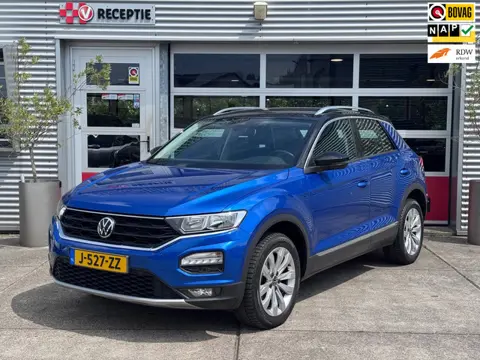 Volkswagen T-Roc 1.5 TSI Style Business Aut / A.Cam / Carplay / Elekt-Klep / Stoel Verw / Org-Ned