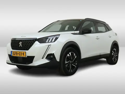 Peugeot 2008 1.2 PureTech GT 130 PK Automaat | Two Tone | Panoramisch Schuifdak | Navigatie | Camera