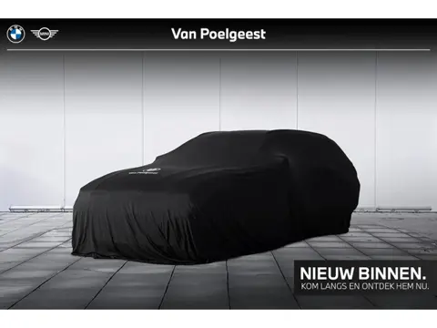 BMW i4 M50 High Executive 84 kWh Panorama Dak / Laser Lights / Elektrisch Verstelbare Stoelen / M-Sp