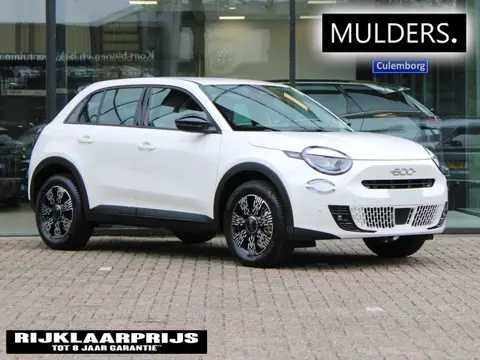 Fiat 600 HYBRID 110 ICON VOORRAAD KORTING