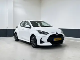 Toyota Yaris 1.5 Hybrid Active | Camera | Carplay/ Android Auto| | NL | 1 EIg|