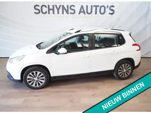 Peugeot 2008 1.2 PureTech Active Automaat/Winterbanden/Trekhaak/Parkdistance/SUV.