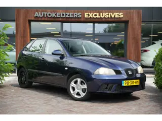 SEAT Ibiza 1.4-16V Trendstyle Airco CV Buitentemperatuurmeter Cruise control Electrische ramen