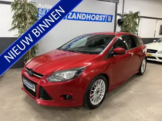 Ford Focus 1.6 EcoBoost First Edition // Leer // Camera