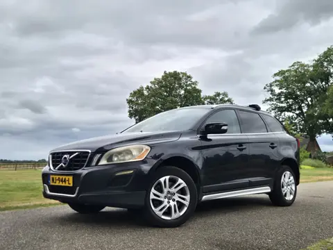 Volvo XC60 2.4D Momentum (bj 2010, automaat)