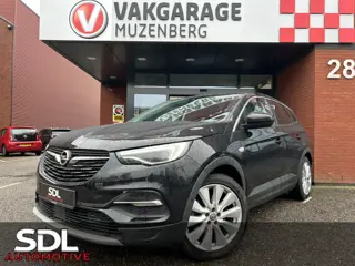 Opel Grandland X 1.6 Turbo 300PK!! Hybrid4 Innovation // FULL LED // APPLE CARPLAY / ANDROID AUTO //