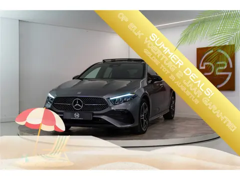Mercedes-Benz A-Klasse 250 e Premium AMG Facelift 218PK | Pano | Keyless | Sfeer | Night | Fabrieksg