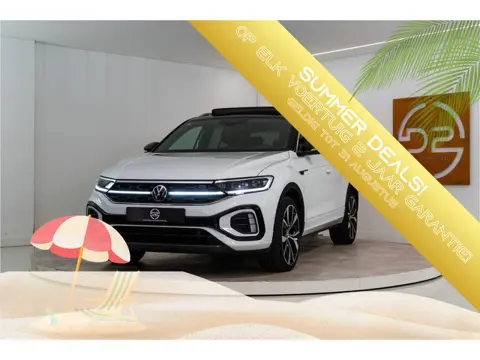 Volkswagen T-Roc 1.5 TSI 2x R-Line 150PK | Pano | Camera | IQ Light | 19'' R | 12 MND Garantie