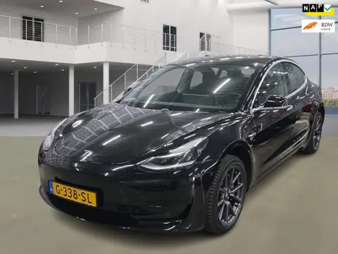 Tesla Model 3 Standard RWD Plus 60 kWh