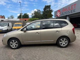 Kia Carens 2.0,X-ECUTIVE,AUTOMAAT,AIRCO,121.677km