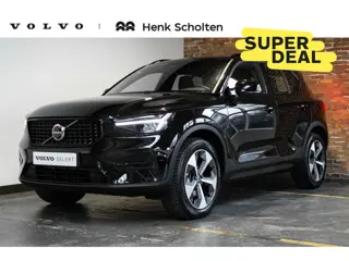 Volvo XC40 B4 Plus Dark | Trekhaak Semi-elektrisch | Adaptieve Cruise Control | Pilot Assist | Verwa