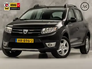 Dacia Sandero 0.9 TCe Stepway Lauréate (NAVIGATIE, AIRCO, LM VELGEN, SPORTSTOELEN, PARKEERSENSOREN, 