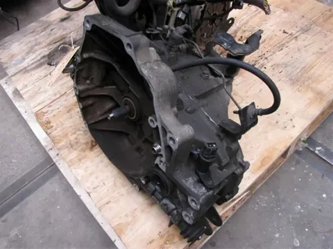 Honda Civic Versnellingsbak Sloopauto inkoop Den haag