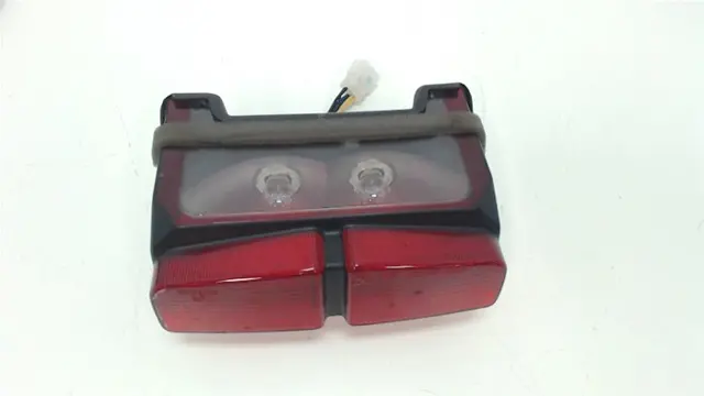 ACHTER LICHT Yamaha FAZER 600 2001 - 2003