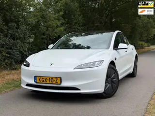 Tesla MODEL 3 RWD 60 kWh | Self Driving + Camera + Stoelvw Nu € 39.975,-!!!