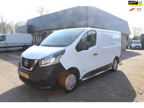 Nissan NV300 1.6 dCi 145 L1H1 Acenta S&S OPEL VIVARO RENAULT Trafic