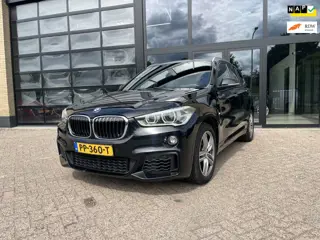 BMW X1 SDrive18i High Executive, M-Pakket, Led