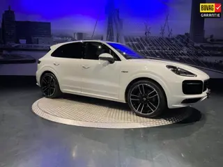 Porsche Cayenne 3.0 E-Hybrid Platinum Edition*PDLS*PASM*SoftClose*22inch*SportDesign*