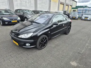 Peugeot 206 CC eugeot 206 CC 1.6-16V Premium CABRIO