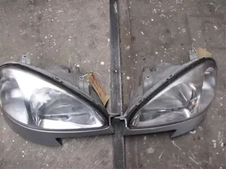 Daewoo Tacuma 1.8 2001 Koplampen Sloopauto inkoop Den Haag