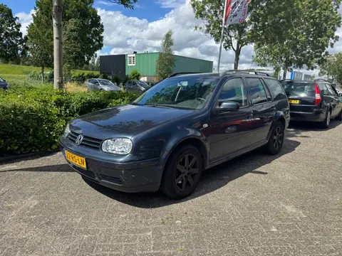 Volkswagen Golf Variant 2.0 Sportline. Climate/cruise control, trekhaak en meer!