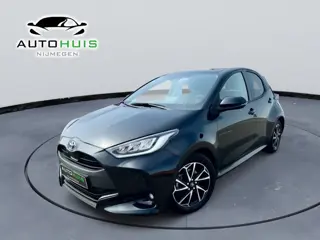 Toyota Yaris 1.5 VVT-i Executive Cruise controle 16" lm velgen Achteruitrijcamera