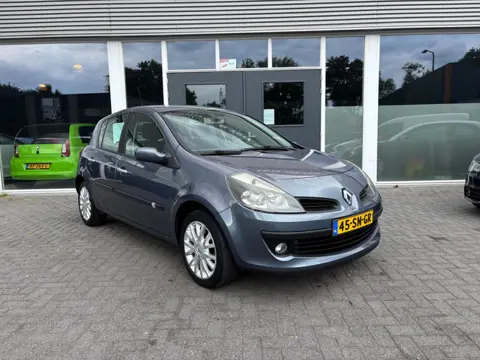Renault Clio 1.6-16V Dynamique Luxe AUTOMAAT / Airco / LM Velgen
