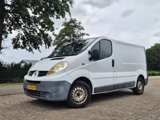 Renault Trafic 2.0 dCi T29 L1H2 (bj 2008)