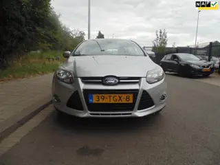 Ford Focus Wagon 1.6 EcoBoost Lease Titanium met airco navi trekhaak top auto