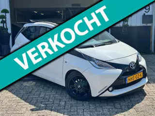 Toyota Aygo 1.0 | VVT-i x | CARPLAY | ACHTERUIT RIJ CAMERA | CABRIO DAK | CRUISE CONTROL |