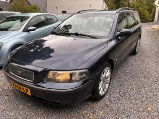 Volvo V70 2.5 T Comfort Line AUTOMAAT