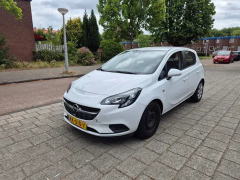 Opel Corsa 1.4 White Edition NAP Airco Cruise