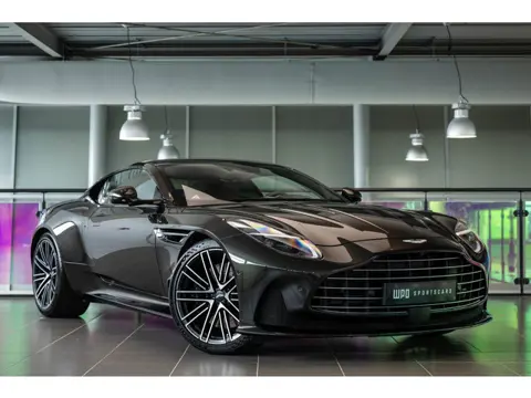 Aston Martin DB12 4.0 V8