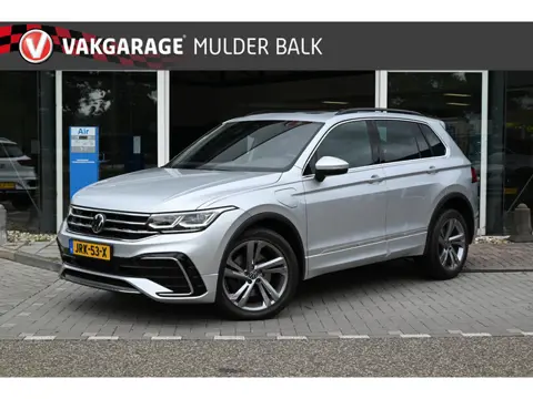 Volkswagen Tiguan 1.4 TSI eHybrid R-Line Business+ | SOH 95.7% Panoramadak