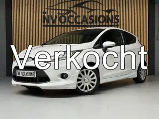 Ford Fiesta 1.4 Trend NIEUWE APK/TREKHAAK/CENTV/ISOFIX