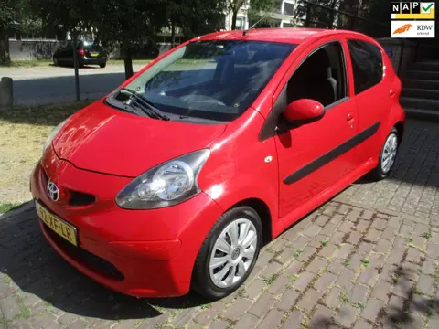 Toyota Aygo 1.0-12V +AUTOMAAT//ORG 170.522KM MET BOEKJES//