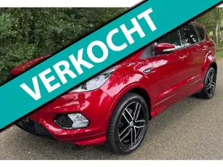 Ford Kuga 1.5 ST Line 2019 AUTOMAAT 174PK PANO CLIMA DAB CARPLAY TREKHAAK