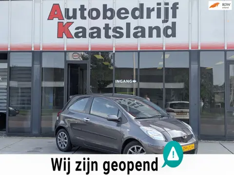 Toyota Yaris 1.3 VVTi Aspiration - Clima - Trekhaak - 2010