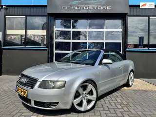 Audi A4 Cabriolet 2.4 V6 S line 19inch leder nieuwe Riem
