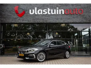 BMW 1-serie 118i Business Edition Plus , Cruise control, Stoelverwarming, Panoramadak