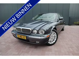 Jaguar XJ 3.5 V8 Executive Automaat Schuifdak  Leder Navigatie  Etc. Etc.