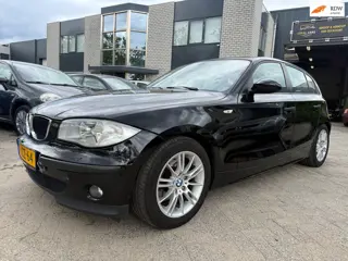 BMW 1-serie 116i Trekhaak Airco Parkeersensor