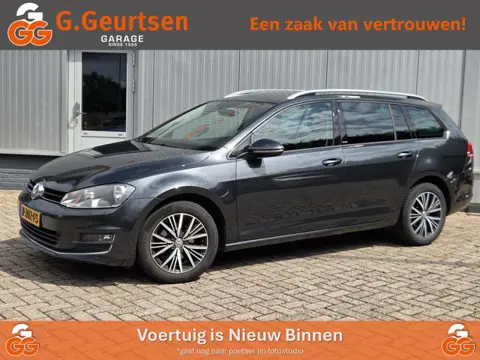 Volkswagen Golf Variant 1.2 TSI Lounge, Trekhaak, Bleutooth,